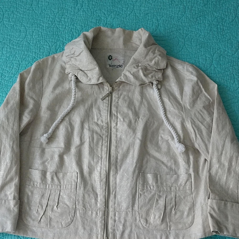 Kenzie Cotton/ Linen Crop Jacket size 10-12 P.